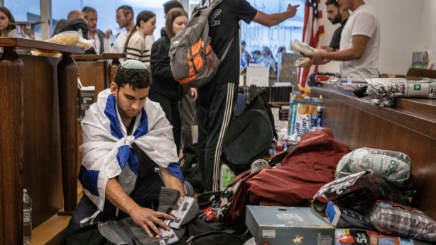 Foto - Korkak İsrailliler kaçacak delik arıyor! Dikkat edin de Türkiye'ye gelmesinler