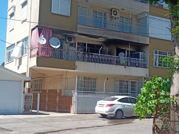 Foto - Korku dolu anlar! 3 çocuk yangında mahsur kaldı