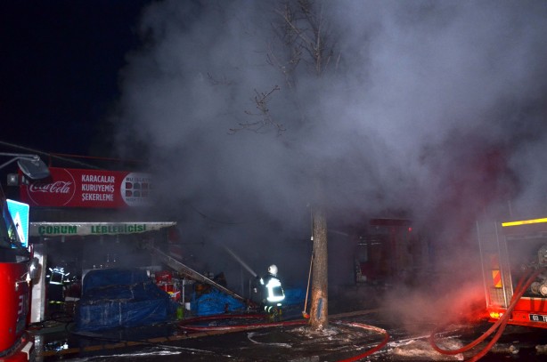 Foto - Korku dolu anlar! Tüp patladı iş yerleri cayır cayır yandı!