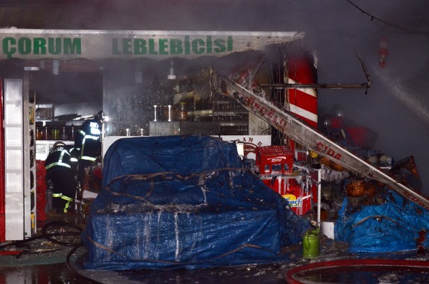 Foto - Korku dolu anlar! Tüp patladı iş yerleri cayır cayır yandı!