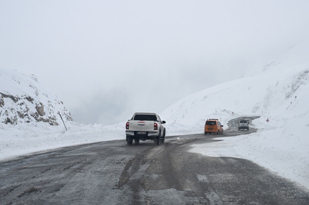 Foto - Korku filminden çıkmış gibi sahneler…. Bu kez ses O ilimizden geldi! Böyle yapıyorlar işte… 