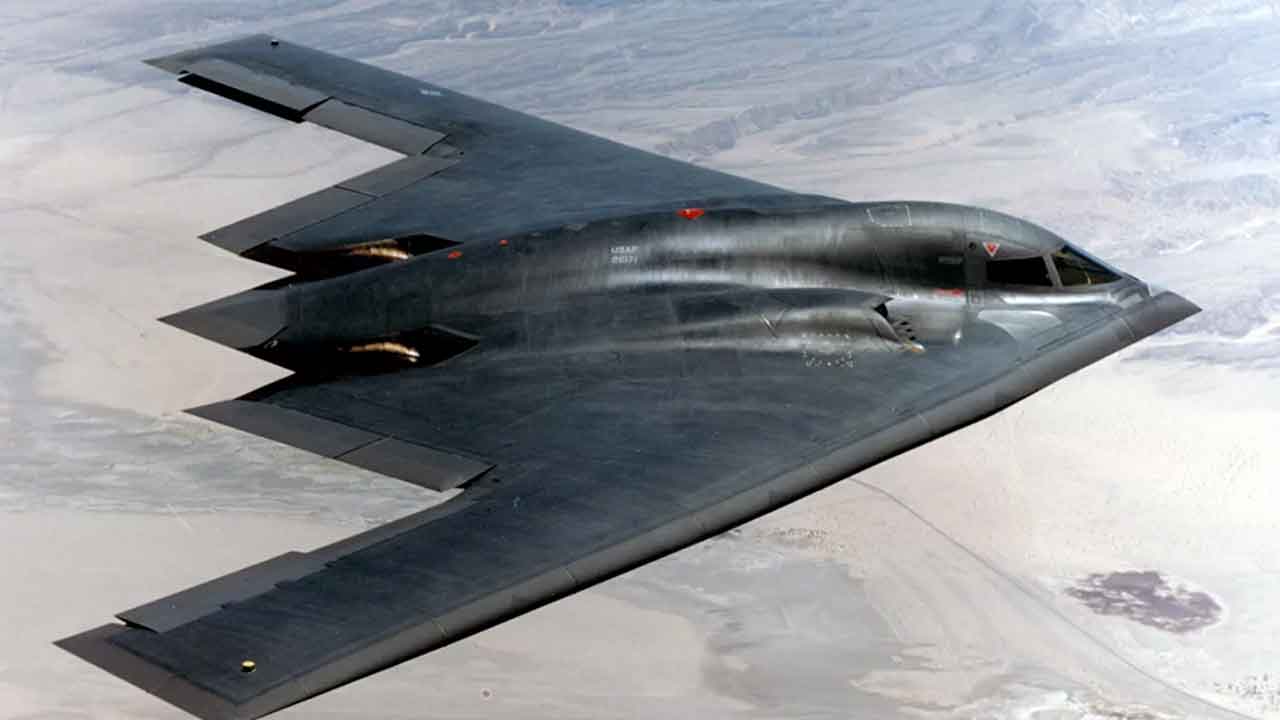 Foto - Korkulan maalesef oldu! B2 Spirit uçakları 7 yıl sonra havalandı