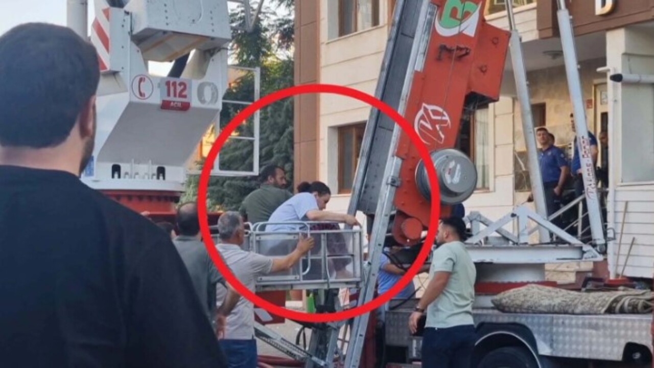 Foto - Korkunç faciada onlarca kişiyi kurtardı! ‘Hayatımda böyle bir şey görmedim'