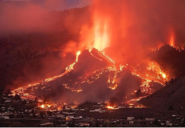 Foto - Şehir yok oldu, korkunç görüntüler! Felaket bölgesi ilan edildi