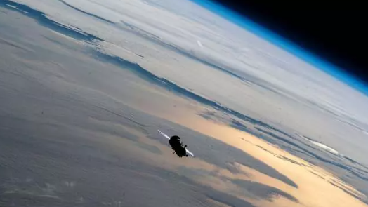 Foto - Korkutan açıklama geldi: Gökyüzünden insanların üzerine düşebilir