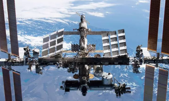 Foto - Korkutan açıklama geldi: Gökyüzünden insanların üzerine düşebilir