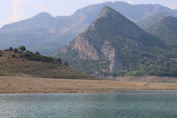 Foto - Korkutan gerçek! O barajın suyu bitmek üzere