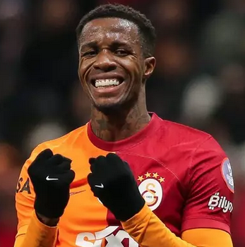 Korkutan haberi Türkiye'ye verdi: Zaha Galatasaray'dan ayrıldığına bin pişman oldu! Daha beter ol!