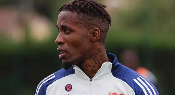 Foto - Korkutan haberi Türkiye'ye verdi: Zaha Galatasaray'dan ayrıldığına bin pişman oldu! Daha beter ol!