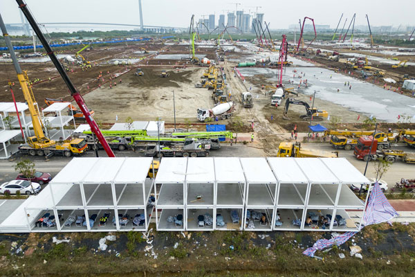 Foto - Korona paniği hortladı! Hastane inşa etmeye başladılar