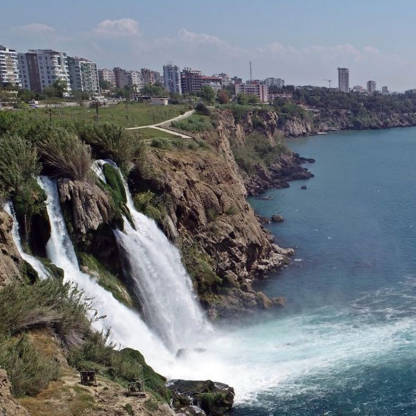 Foto - Korona salgını nedeniyle Türkiye'deki dünyaca ünlü şelale bakın ne hale geldi