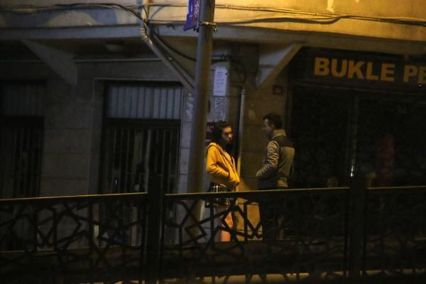 Foto - Koronavirüs bile durduramadı! Sokak ortasında ahlaksız pazarlık 