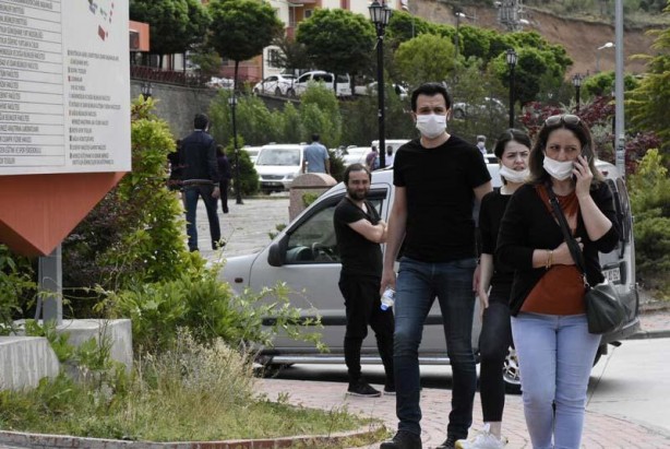 Foto - Koronavirüs gölgesinde YKS! İşte Türkiye'den sınav manzaraları