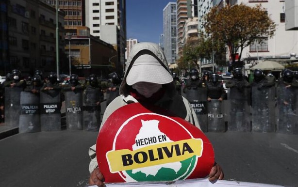 Foto - Koronavirüs hastasının ölüm anını televizyonda yayınladılar