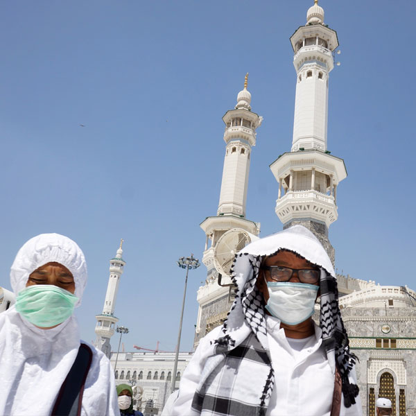 Foto - Koronavirüs krizi sonrası Suudi Arabistan camileri tekrar açıyor