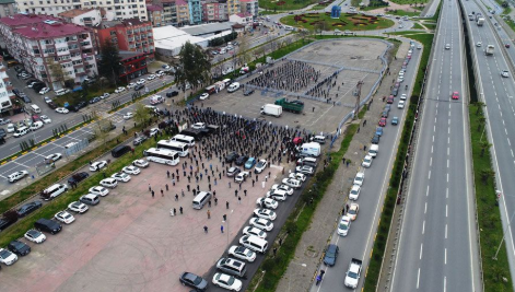 Foto - Koronavirüs nedeniyle hayatını kaybeden Haydar Baş son yolculuğuna böyle uğurlandı