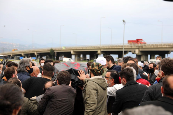 Foto - Koronavirüs nedeniyle hayatını kaybeden Haydar Baş son yolculuğuna böyle uğurlandı