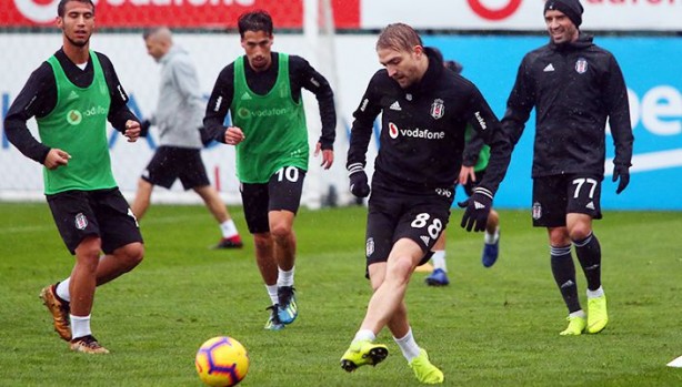 Foto - Koronavirüs şoku sonrası Beşiktaş'tan flaş karar