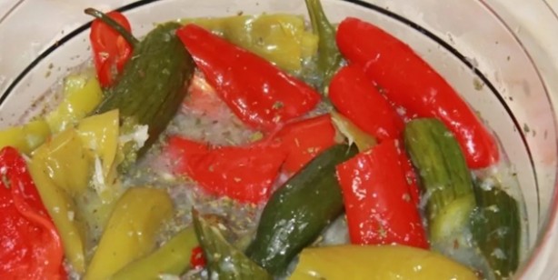 Foto - Koronavirüs vakaları tırmanınca turşu satışları da hız kazandı! Turşu suyu içmenin faydaları ve en kolay turşu tarifi 