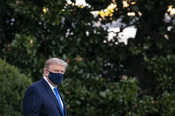 Foto - Koronavirüse yakalanmıştı! Trump hastaneye böyle götürüldü