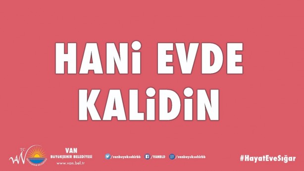 Foto - Koronavirüsle ilgili afişleri gören dönüp bir daha baktı!