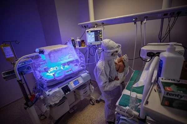 Foto - Koronavirüslü çocuklar ilk kez görüntülendi