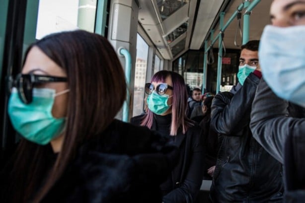 Foto - Koronavirüste tuhaf zikzak! 10 Nisan gecesinin etkisi ortaya çıktı...