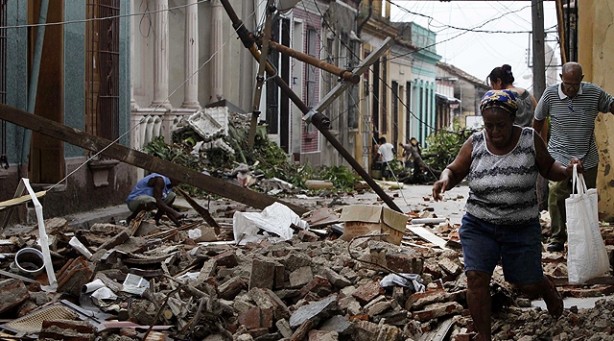 Foto - Koronavirüsten sonra olacakları sıraladı! Canlı yayında söyledikleri dehşete düşürdü