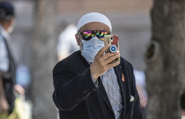 Foto - Koronavirüsten sonraki felaket olarak adlandırılıyordu! Bu kez o ülkede saldırıya geçtiler