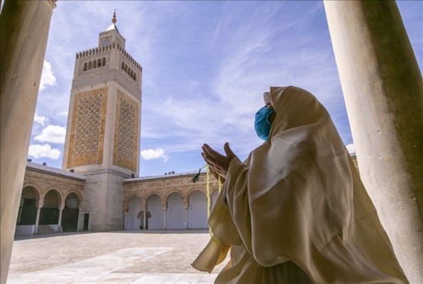 Foto - Koronavirüsten sonraki felaket olarak adlandırılıyordu! Bu kez o ülkede saldırıya geçtiler