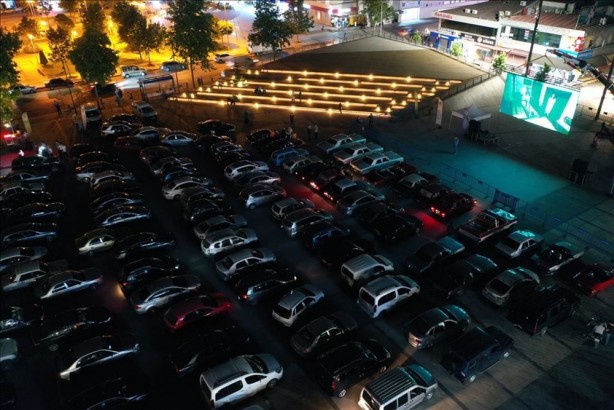 Foto - Koronavirüsten sonraki felaket olarak adlandırılıyordu! Bu kez o ülkede saldırıya geçtiler