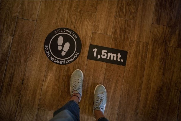 Foto - Koronavirüsten sonraki felaket olarak adlandırılıyordu! Bu kez o ülkede saldırıya geçtiler