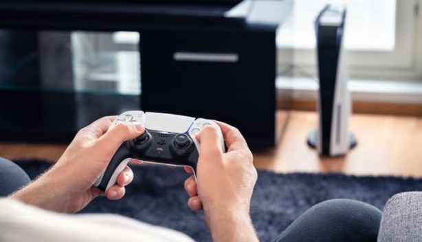 Foto - Korsan oyunların zararları saymakla bitmiyor