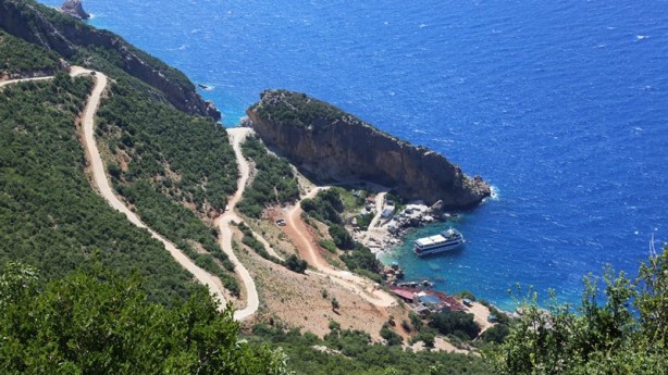 Foto - Korsanların saklandığı koy turistlerin ilgi odağı oldu