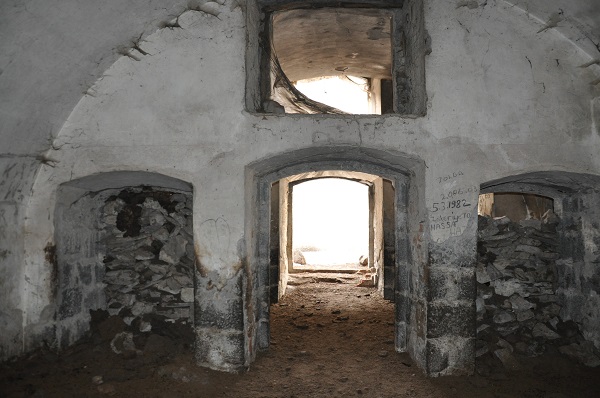 Foto - Koruma altına alınması isteniyor! Tarihi yapı kaderine terk edildi