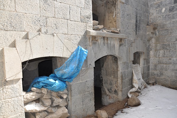 Foto - Koruma altına alınması isteniyor! Tarihi yapı kaderine terk edildi