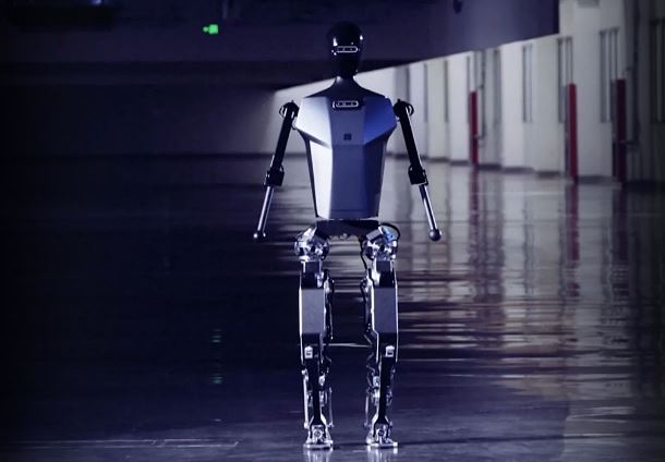 Foto - Koşabilen insansı robot ürettiler! İşte saatte yaptığı hız