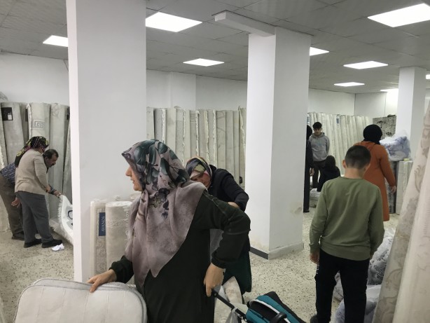 Foto - Koşan alıyor! 35 TL yerine 5 TL, 4 bin TL yerine 1250 TL