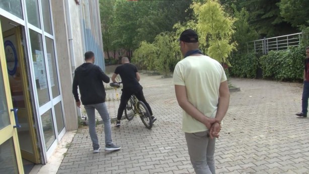 Foto - Koşarak yetiştiler! Maraton sınavdan önce başladı