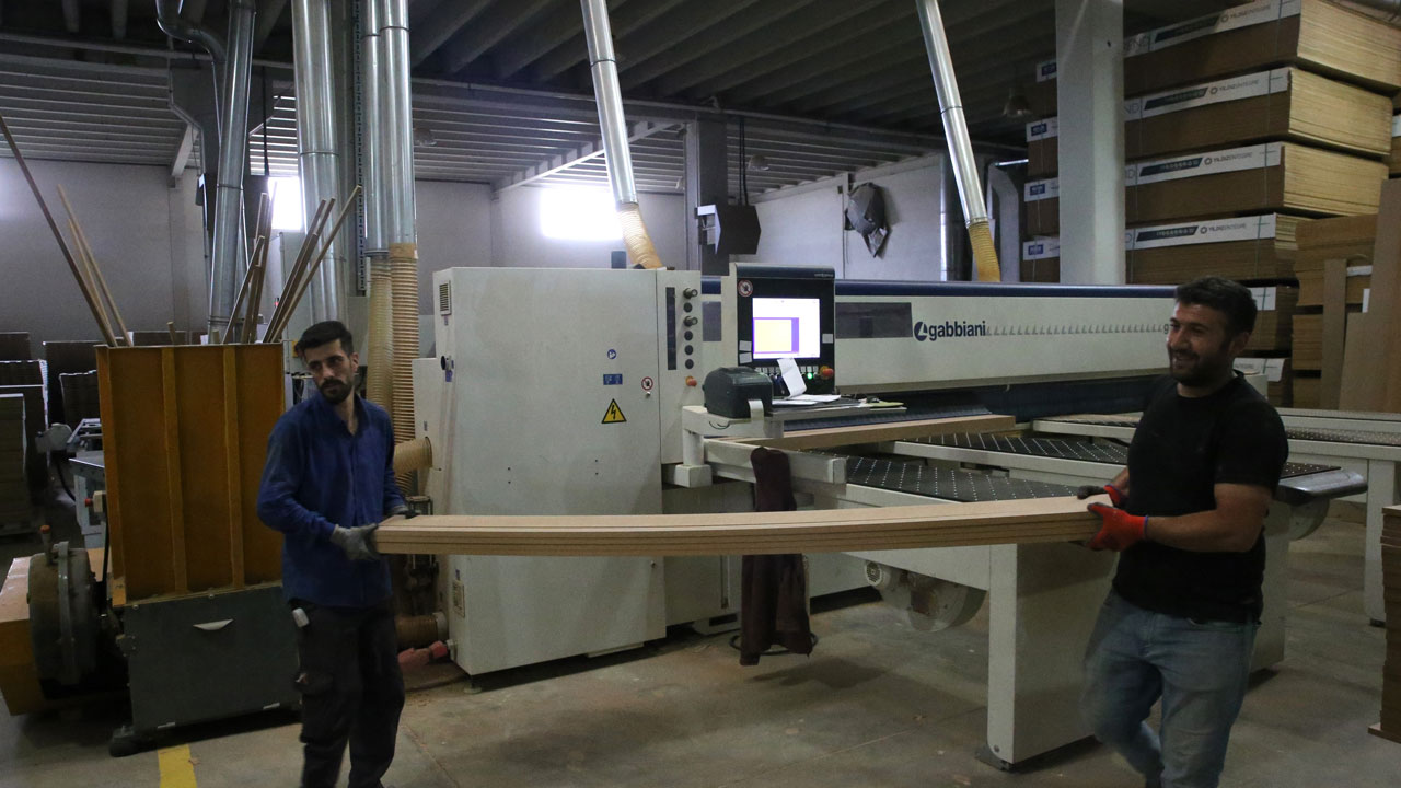 Foto - KOSGEB'ten destek aldı! Bu fabrikanın enerji maliyeti yok