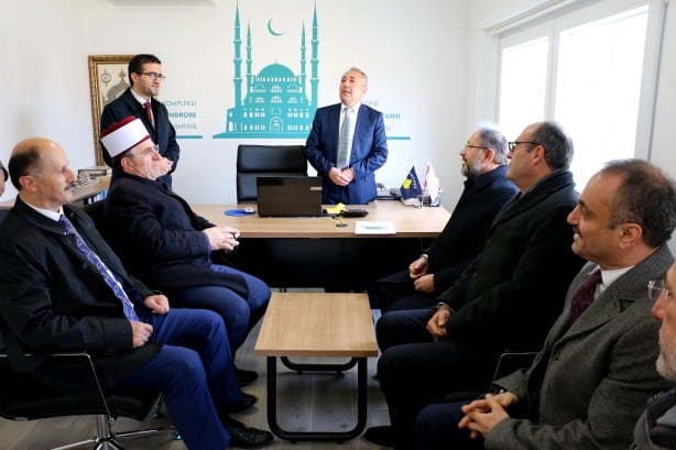 Foto - Kosova’da bulunan Diyanet İşleri Başkanı Erbaş, Priştine Merkez Camisi inşaatını inceledi