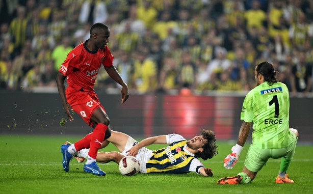 Foto - Kötü haber! Fenerbahçe'de o futbolcu artık iflas etti... Yönetim artık yeter dedi!