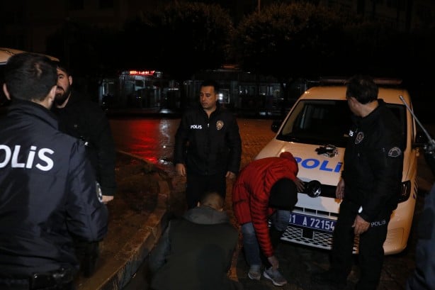 Kovalamaca sonucunda yakalanan şahıs: Biz polislerimizi seviyoruz