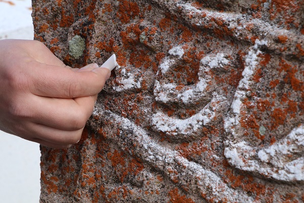 Foto - Köy köy gezip mezar taşlarını inceliyorlar