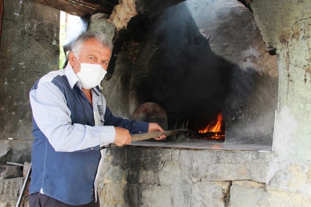 Köy muhtarından takdir toplayan hareket