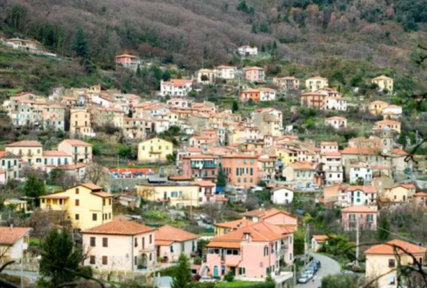 Foto - Köye dönüş için büyük teşvik... Taşınana 44 bin euro! Tek bir şart var...