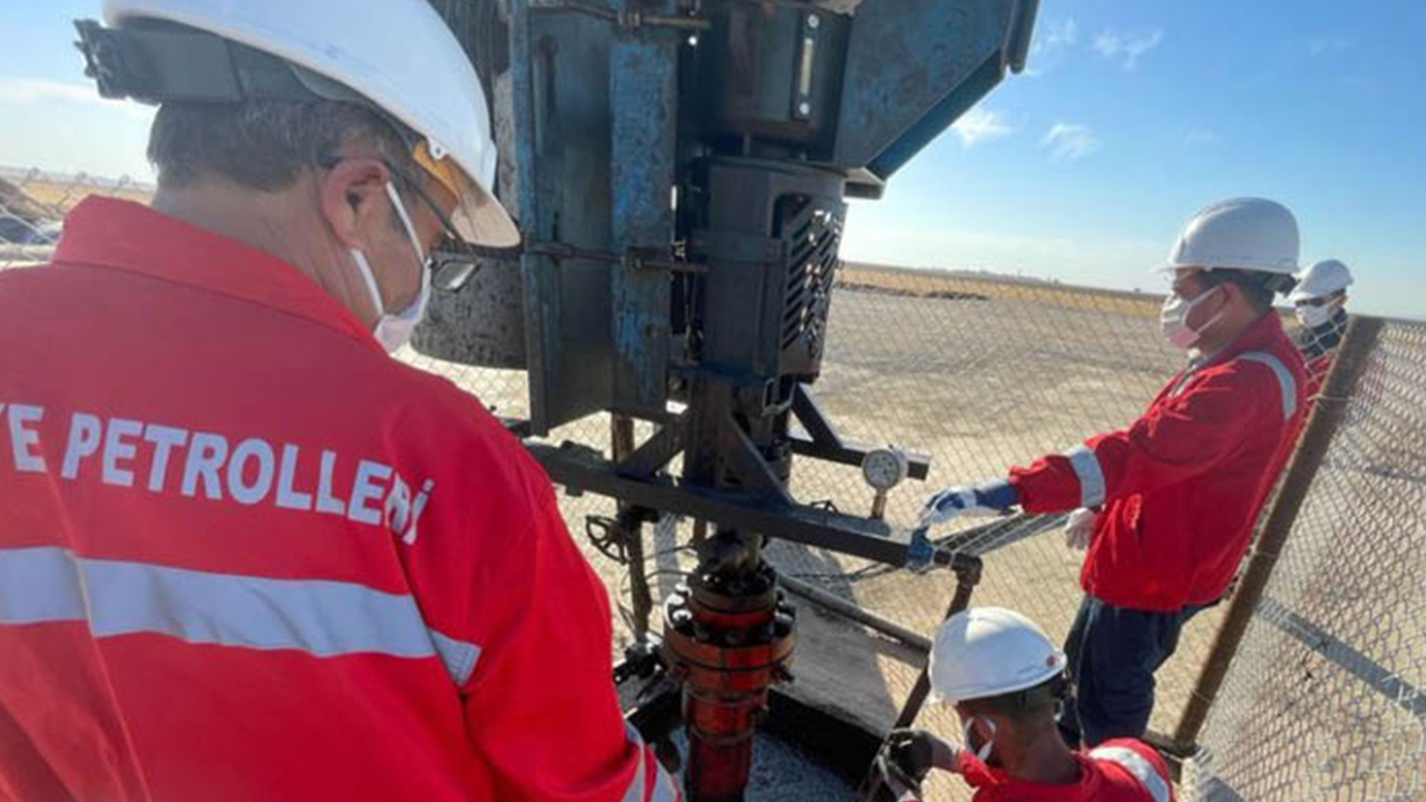 Foto - Köylüler ile para konusunda anlaşılamadı! Petrol olduğu düşünülen araziye devlet el koyacak