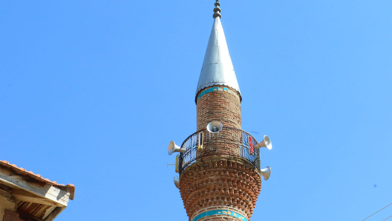 Köylüler tespit yapılmasını istiyor! Şehitlerin izleri silinmesin