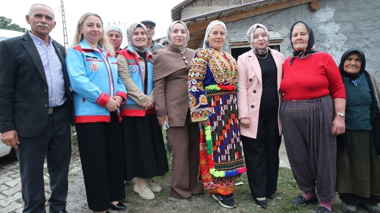 Foto - Köylüler ziyaretten memnun! Kaymakam dertlerini ocak başında dinliyor