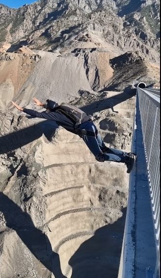 Foto - Köy sular altında kalacak! Kendini viyadükten Çoruh Nehri'ne bıraktı